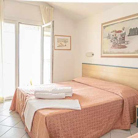 Ξενοδοχείο Royal 3*