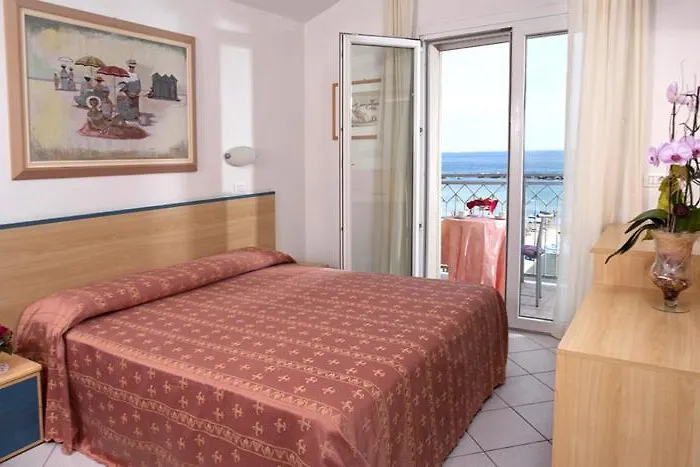 Royal 3* San Mauro Mare